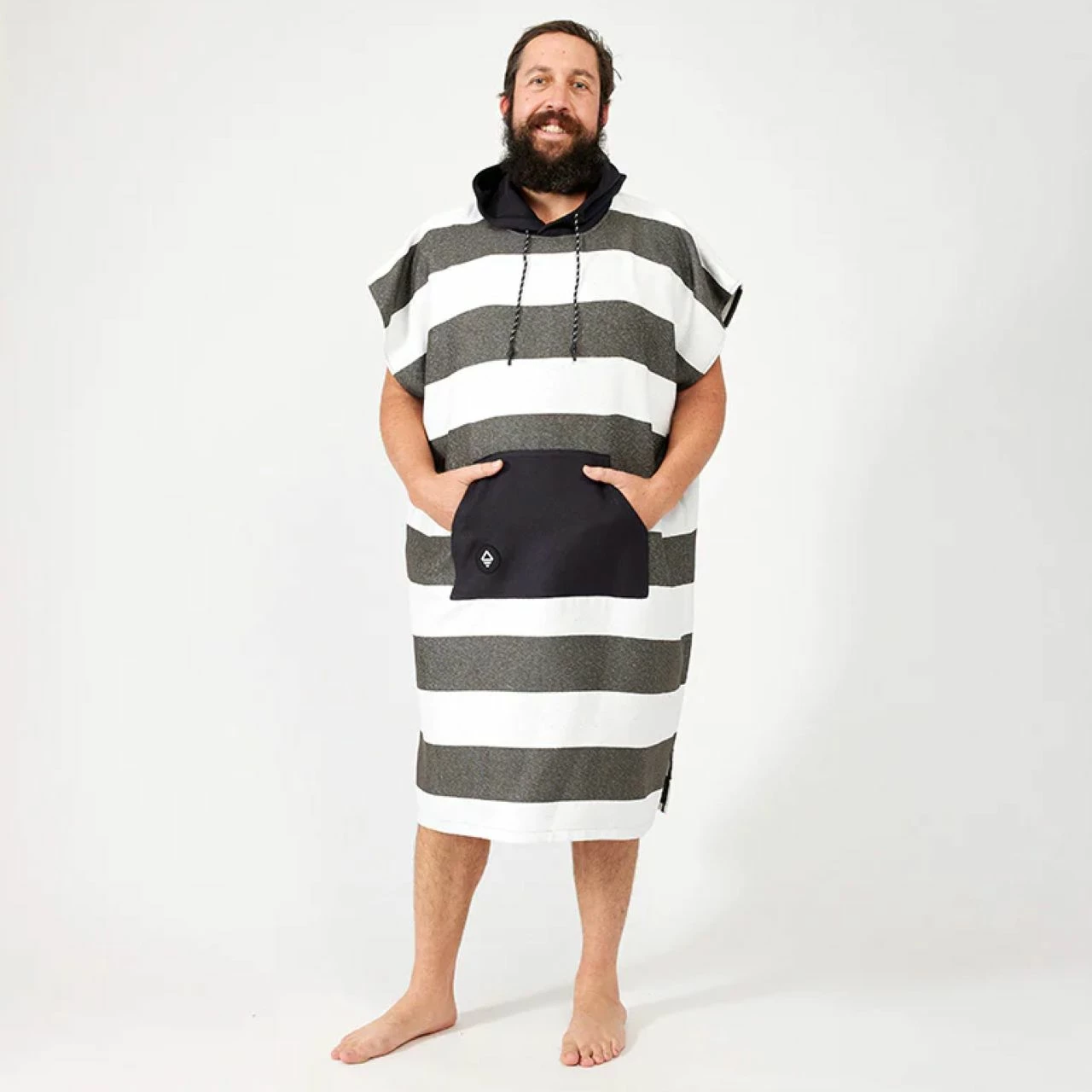 Nomadix Changing Poncho - Medium/Large - Image 4